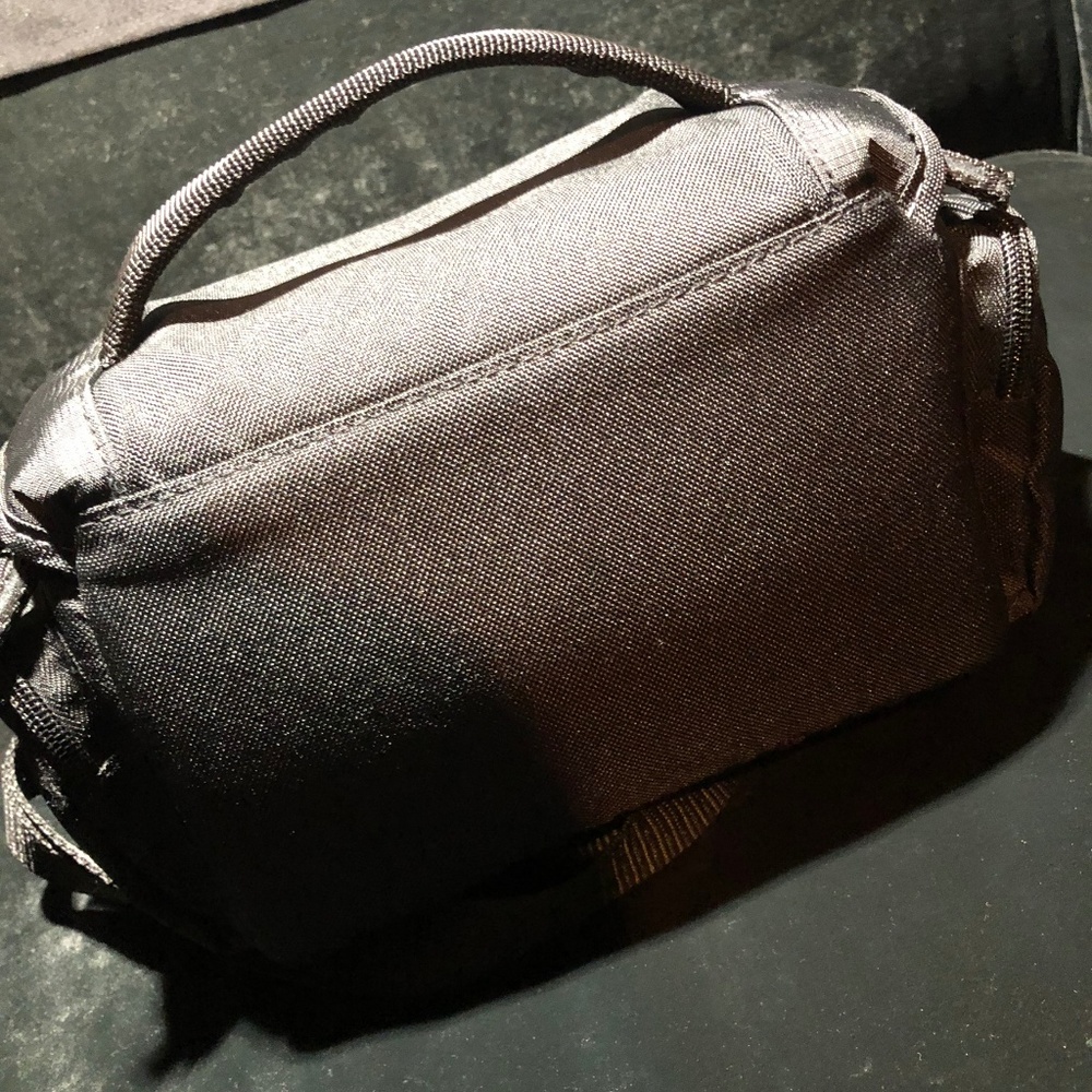 CAMERA BAG - Picture 4 of 5